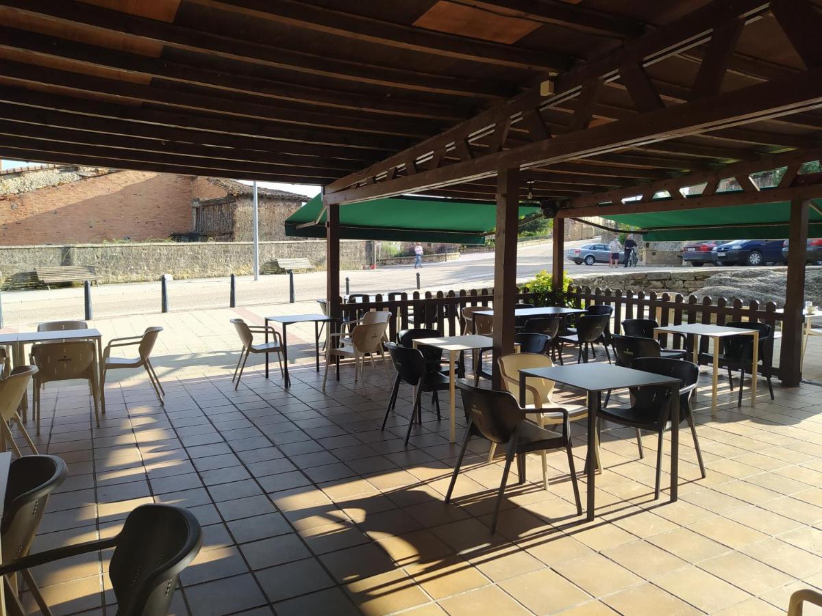 Hostal Urbion Vinuesa Exteriér fotografie